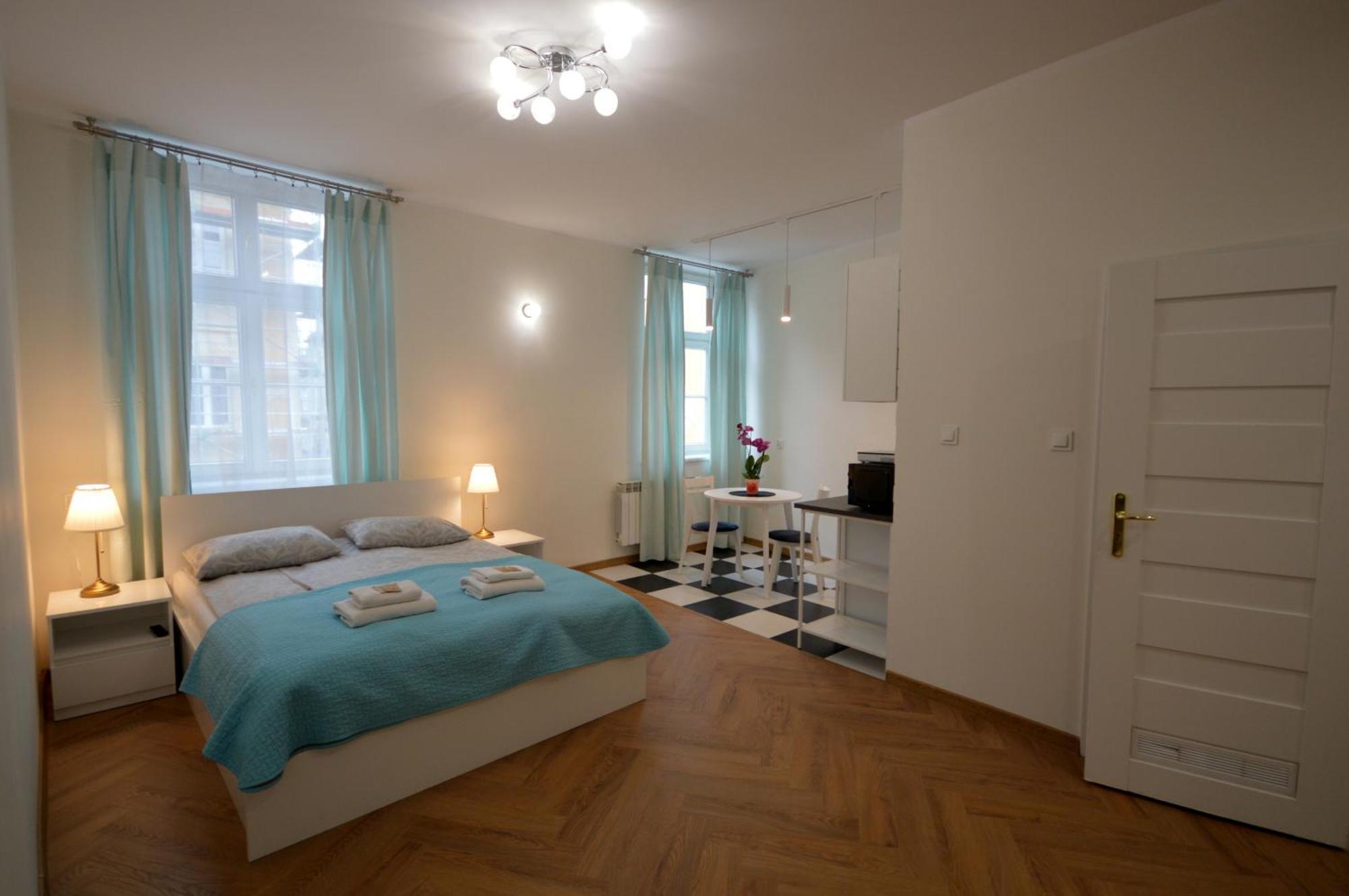 Royal Castle Apartments คราคูฟ ภายนอก รูปภาพ